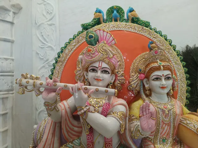 Krishna with flute, close view - Raadhaye Arts murti painting work